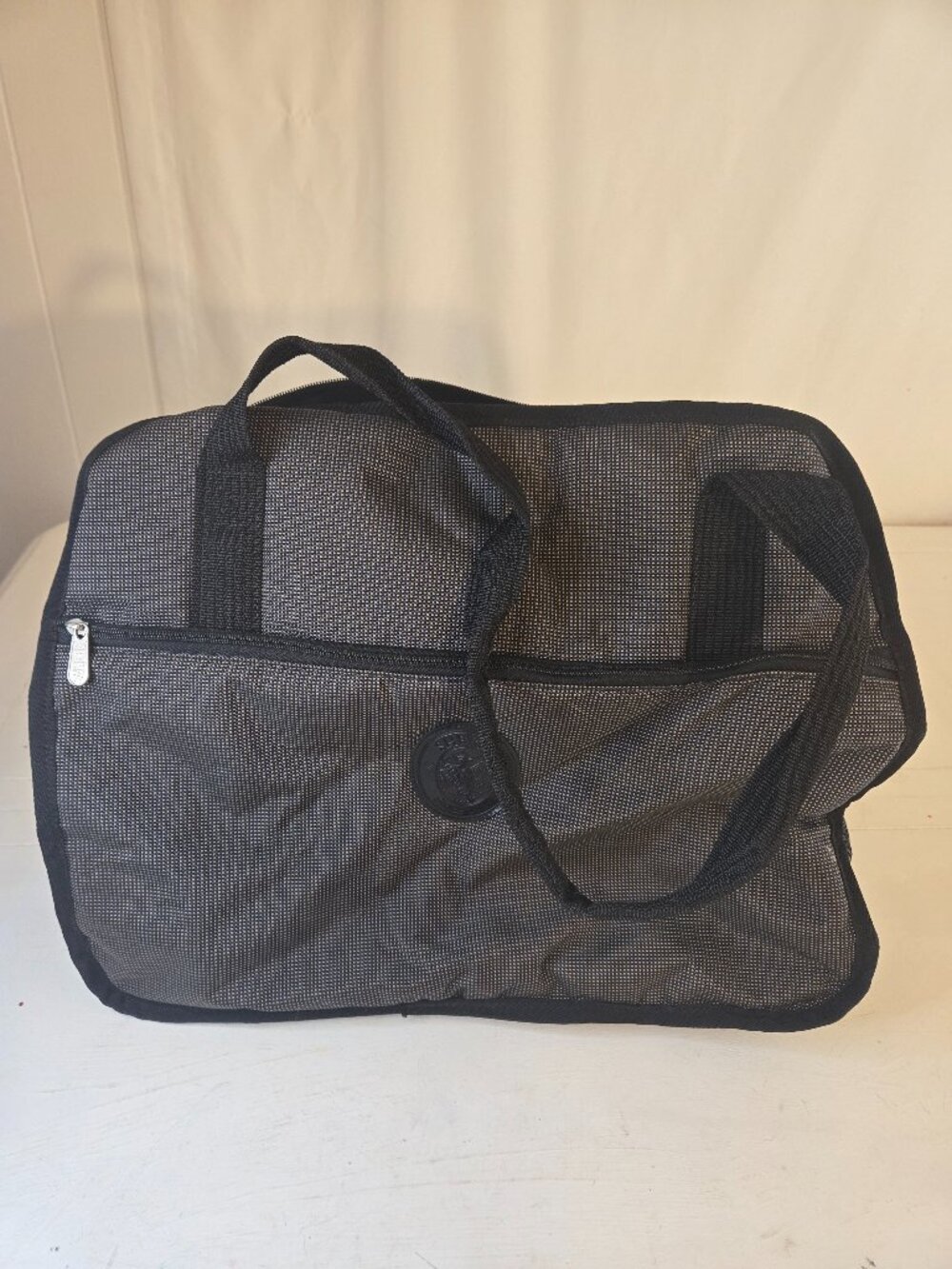 Sherpa Tote Around Town Pet Carrier Size Medium 16 Pounds